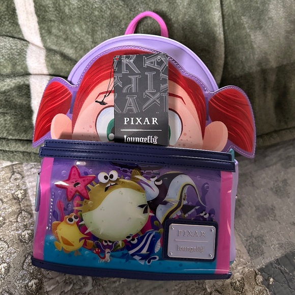 Cute Loungefly - Darla from Finding Nemo, NWTs - Picture 5 of 6